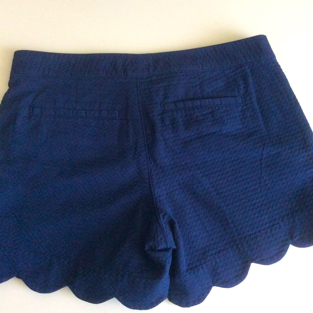 Lilly Pulitzer Scalloped Hem Shorts Sz 0 - Picture 3 of 13